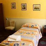 Del Hotel