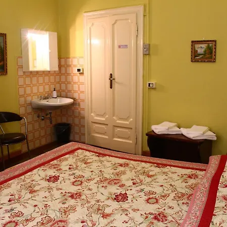 Hotel Del *