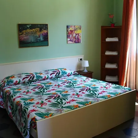 Hotel Del *